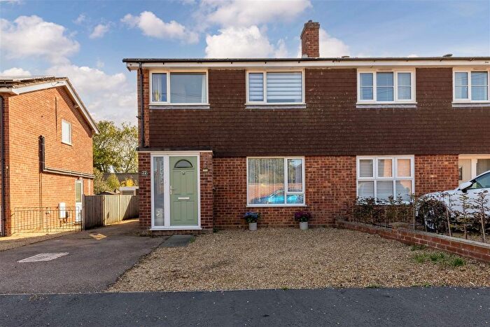 3 Bedroom Semi-Detached House For Sale In Chapel Avenue, Long Stratton, NR15