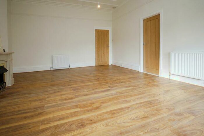 1 Bedroom Flat To Rent In Richmond Park Avenue, Queens Park, BH8