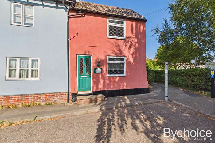 2 Bedroom Semi-Detached House For Sale In Mill Lane, Sudbury, Suffolk, CO10