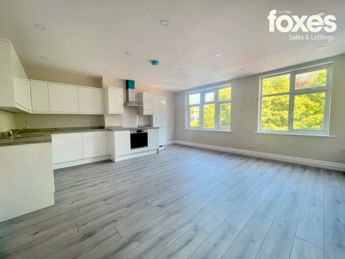 2 Bedroom Apartment To Rent In Commercial Road, Poole, Dorset, BH14