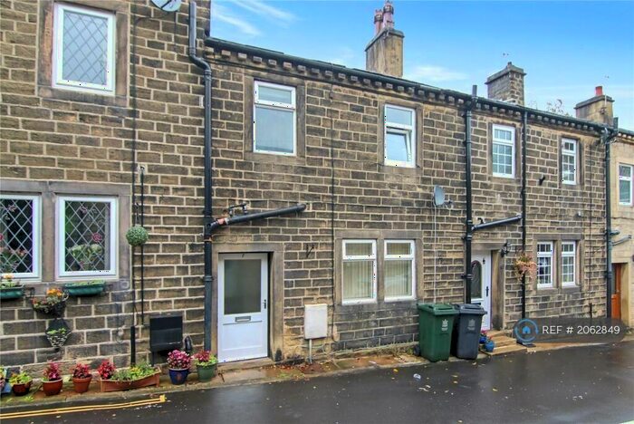 2 Bedroom Terraced House To Rent In Chapel Road, Steeton, Keighley, BD20