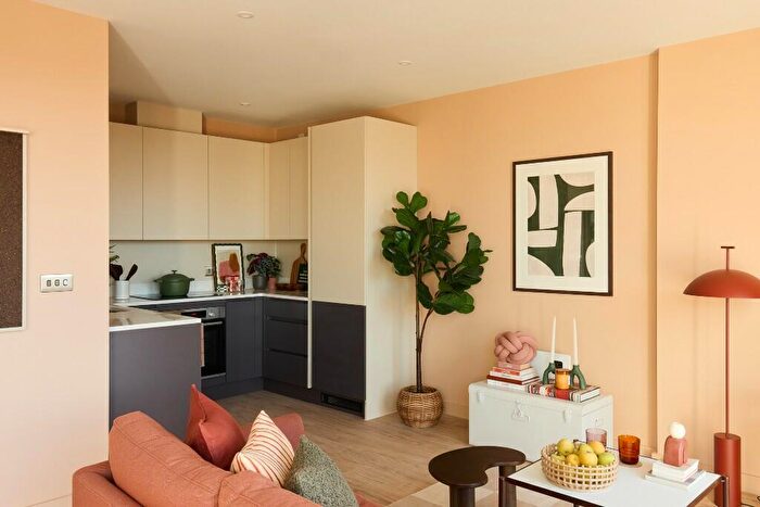 1 Bedroom Flat To Rent In Bale House, Conington Road, London, SE13