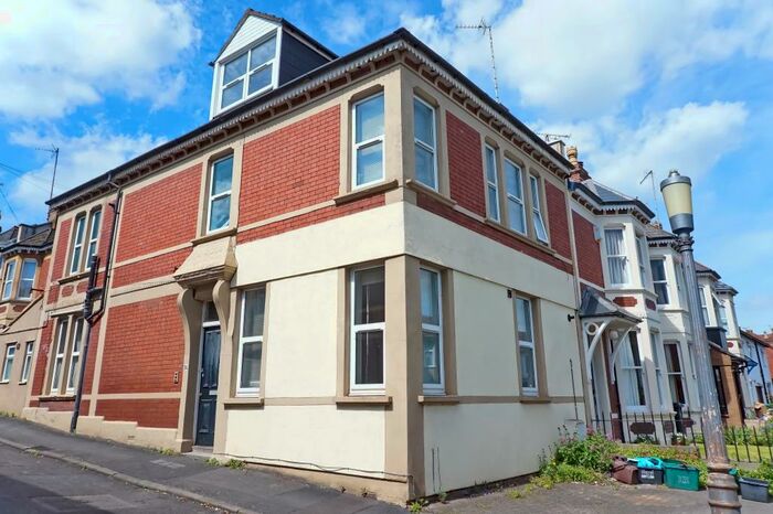 3 Bedroom Maisonette To Rent In Ashgrove Road, Ashley Down, Bristol, BS7
