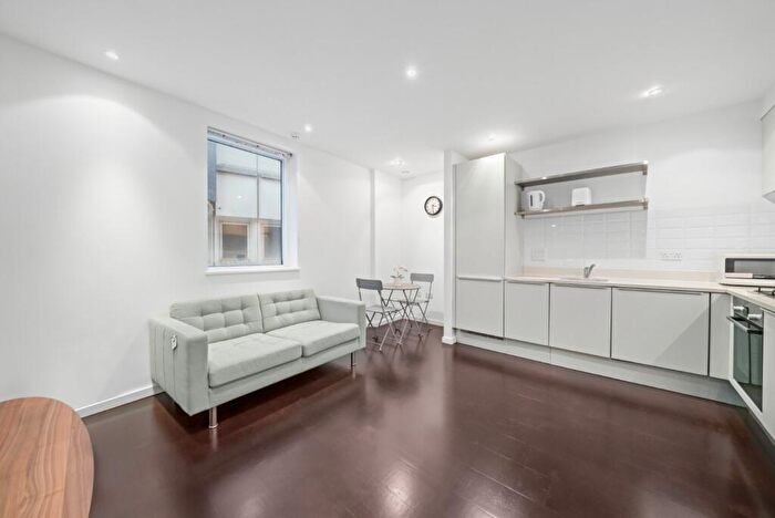 1 Bedroom Flat To Rent In Holloway Road, Highbury Corner, N7