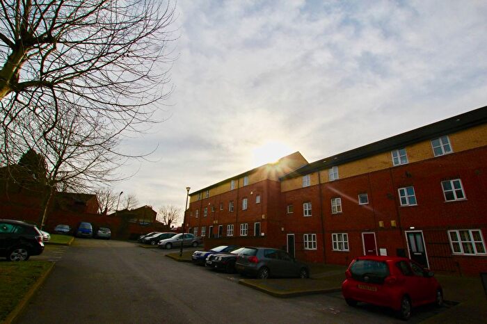 4 Bedroom Terraced House To Rent In Peveril Street, Nottingham, Nottinghamshire, NG7