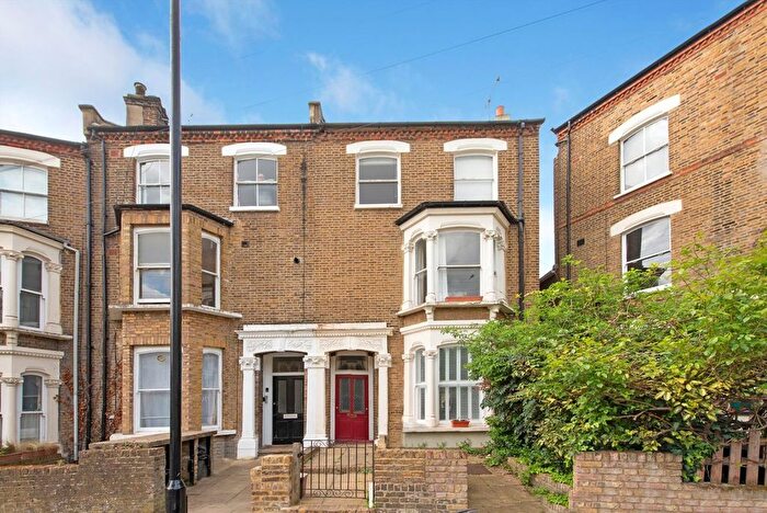 2 Bedroom Flat For Sale In Tremlett Grove, St John's Grove Conservation Area, N19