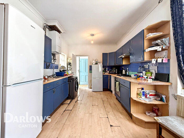 5 Bedroom End Of Terrace House For Sale In Atlas Road, Cardiff, CF5