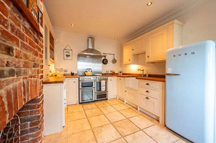 2 Bedroom Semi-Detached House For Sale In Ivy Cottages, Grove Road South, Southsea, PO5