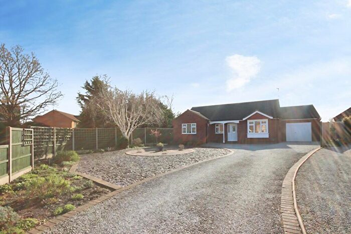 3 Bedroom Detached Bungalow For Sale In Acer Close, Lincoln, LN6