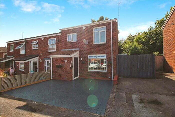 3 Bedroom End Of Terrace House For Sale In Prospero Close, Rubery, Rednal, Birmingham, B45