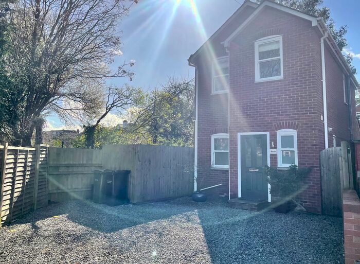 2 Bedroom Detached House To Rent In Pretoria Road, Exeter, EX1