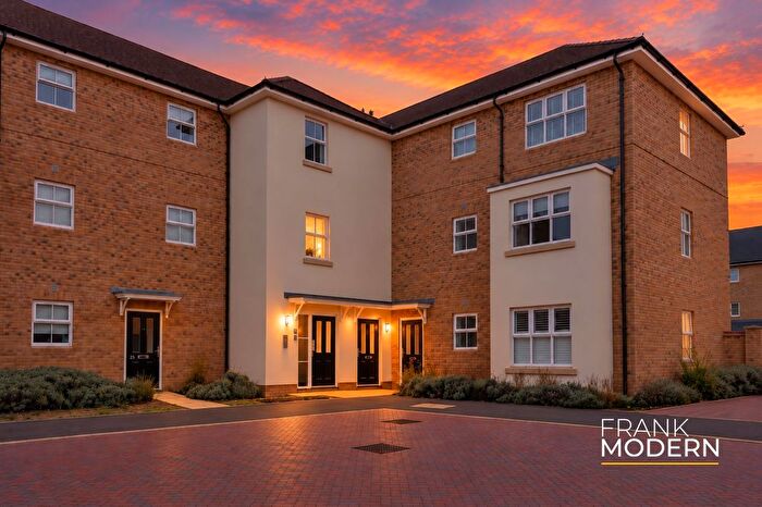 2 Bedroom Flat For Sale In Waterfield Close, Peterborough, PE3