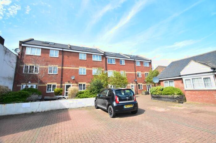 2 Bedroom Flat To Rent In Princess Street, Luton, LU1