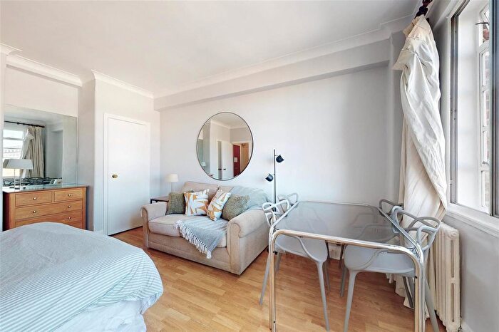 Studio To Rent In Nell Gwynn House, Sloane Avenue, London, SW3