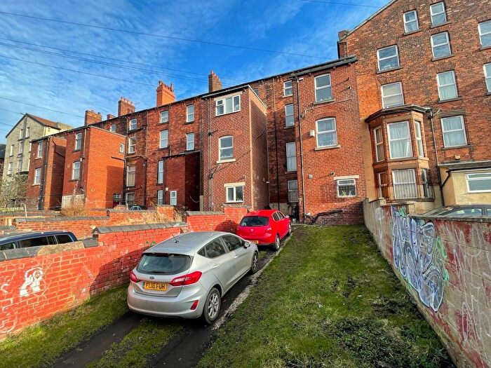 9 Bedroom House To Rent In Belle Vue Road, Leeds, LS3