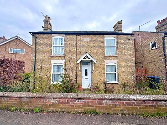 3 Bedroom Detached House For Sale In The Butts, Soham, CB7