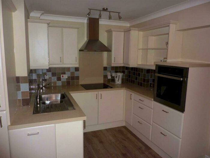 2 Bedroom Retirement Property To Rent In Beatrice Road, Oxted, RH8