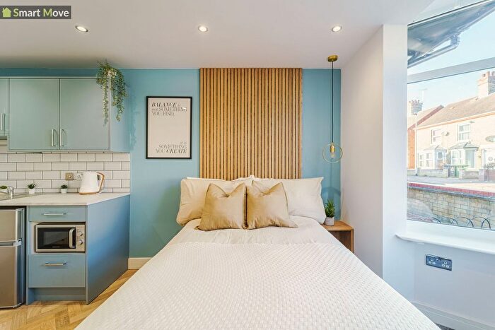 1 Bedroom Studio To Rent In West Parade, West Town, Peterborough, Cambridgeshire., PE3