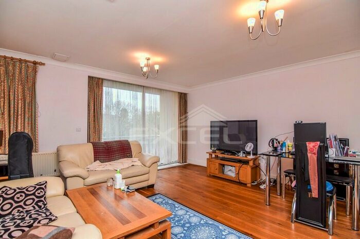 1 Bedroom Apartment To Rent In Regent Court, North Bank, St Johns Wood, NW8