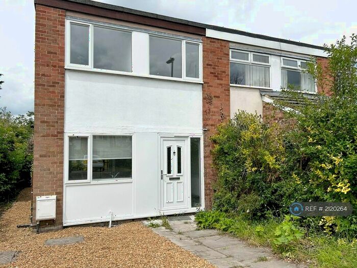 3 Bedroom End Of Terrace House To Rent In Derwent Close, Cambridge, CB1