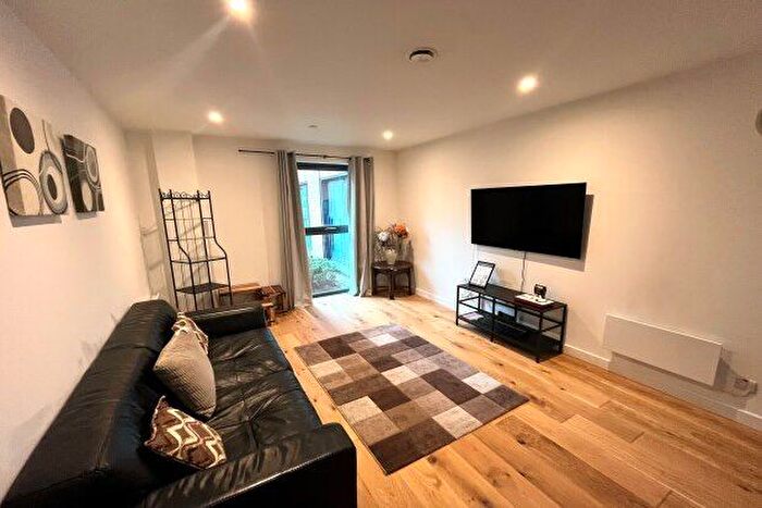 1 Bedroom Flat To Rent In Windmill Street, Birmingham, B1