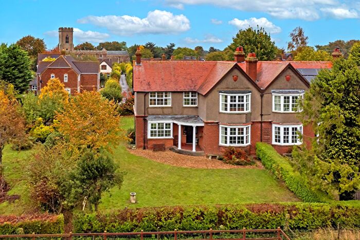 4 Bedroom Semi-Detached House For Sale In Lime Tree Drive, Dunton, SG18