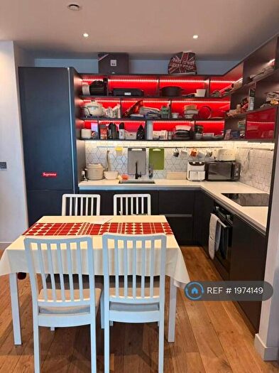 1 Bedroom Flat To Rent In Bridgewater House, London, E14