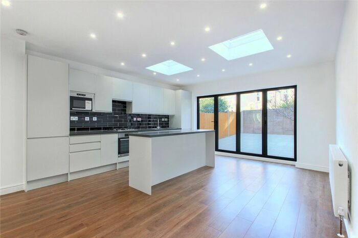 4 Bedroom Terraced House To Rent In Hillbrook Road, London, SW17