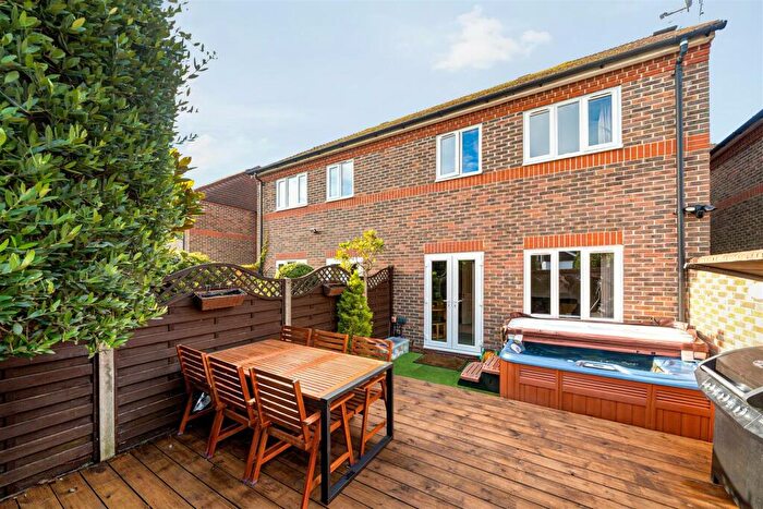 2 Bedroom Semi-Detached House For Sale In Pilgrims Way, Nyetimber, PO21