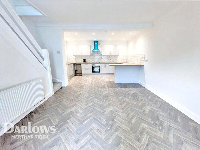 3 Bedroom End Of Terrace House For Sale In Carlton Terrace, Troedyrhiw, Merthyr Tydfil, CF48