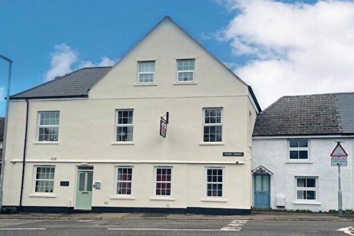 1 Bedroom Flat To Rent In South Street, Wellington, TA21