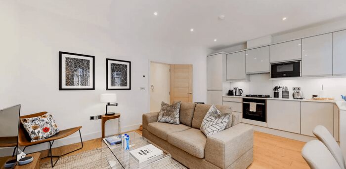 1 Bedroom Flat To Rent In Great Titchfield Street (), Fitzrovia, London, W1W