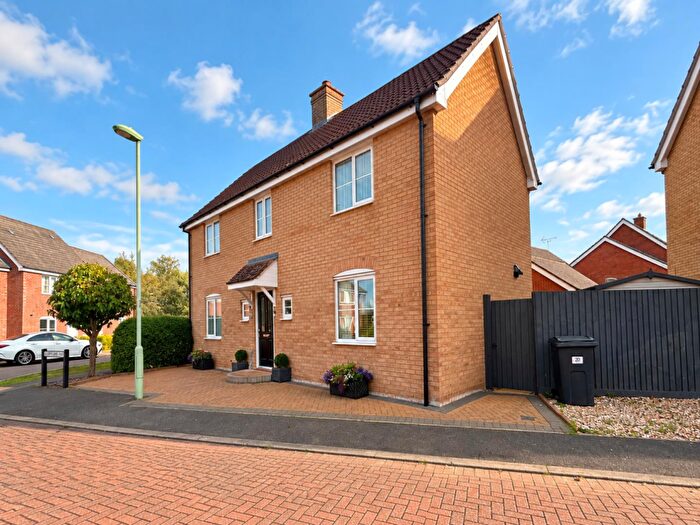 4 Bedroom Detached House For Sale In Maidenhair Way, Red Lodge, Bury St. Edmunds, IP28