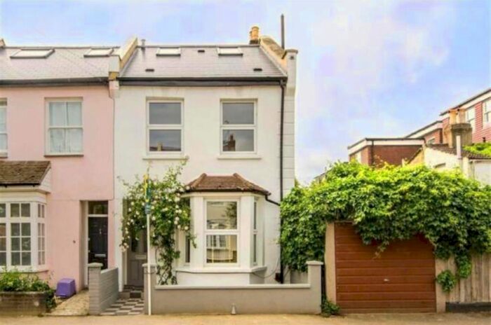 4 Bedroom End Of Terrace House To Rent In Derby Road, Wimbledon, SW19