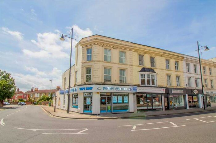 3 Bedroom Flat To Rent In West Street, Fareham, Hampshire, PO16