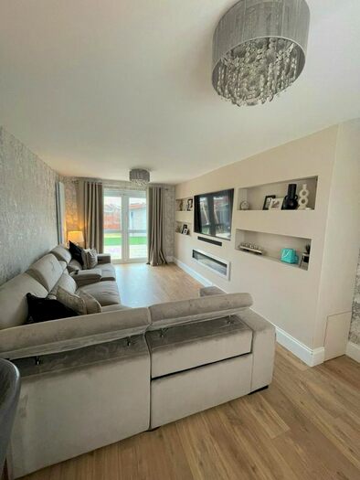 3 Bedroom Terraced House To Rent In Grays, Essex, RM16