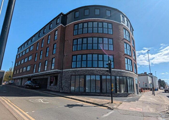 1 Bedroom Flat To Rent In Queen Street, Kettering, NN16