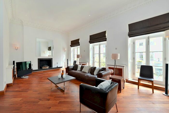 2 Bedroom Flat To Rent In Eaton Place, London, SW1X