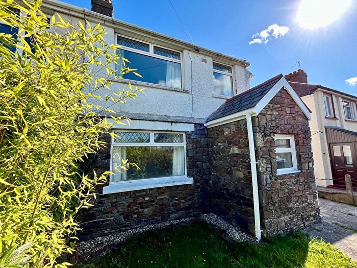 3 Bedroom Semi-detached House For Sale In Tanyrallt Avenue, Bridgend, Bridgend County., CF31