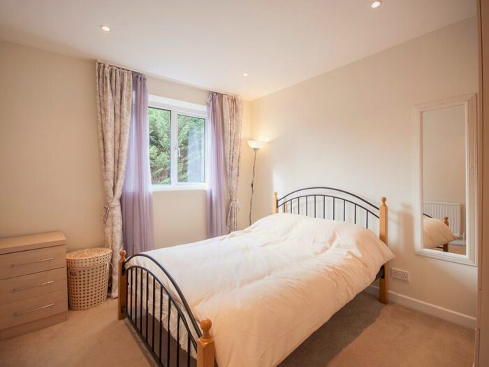 1 Bedroom Apartment To Rent In Yarnells Road, Botley, OX2