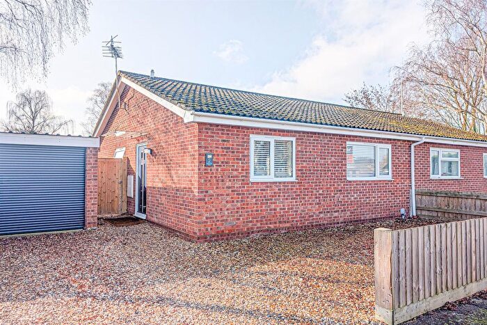 3 Bedroom Semi-detached Bungalow For Sale In Honeysuckle Close, Red Lodge, Bury St. Edmunds, IP28