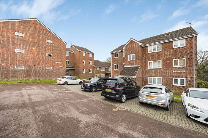 1 Bedroom Flat For Sale In Jasper House, Percy Gardens, Worcester Park, KT4