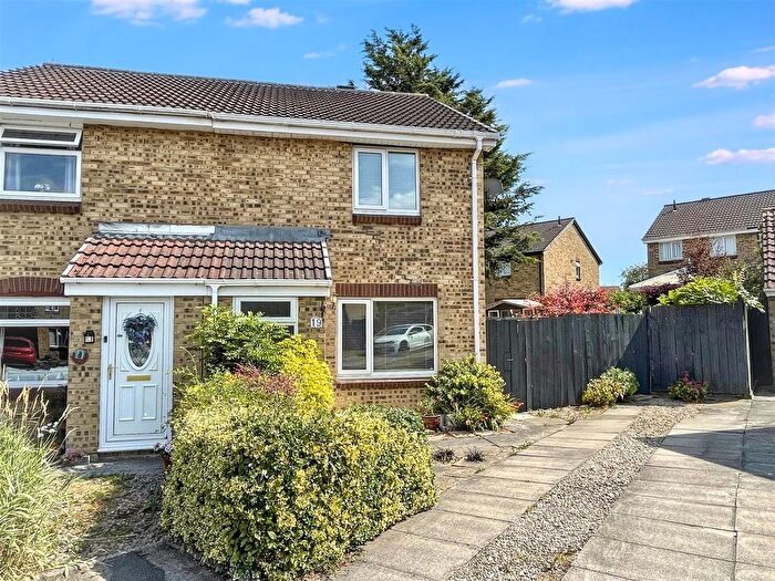 3 Bedroom Semi-Detached House For Sale In Barford Close, Norton, Stockton-On-Tees, TS20