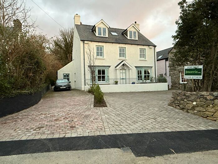 5 Bedroom Detached House For Sale In Llys Y Coed, Feidr Ganol, Newport, SA42