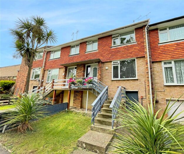 3 Bedroom Terraced House For Sale In Sutherland Gardens, Rainham, Kent, ME8