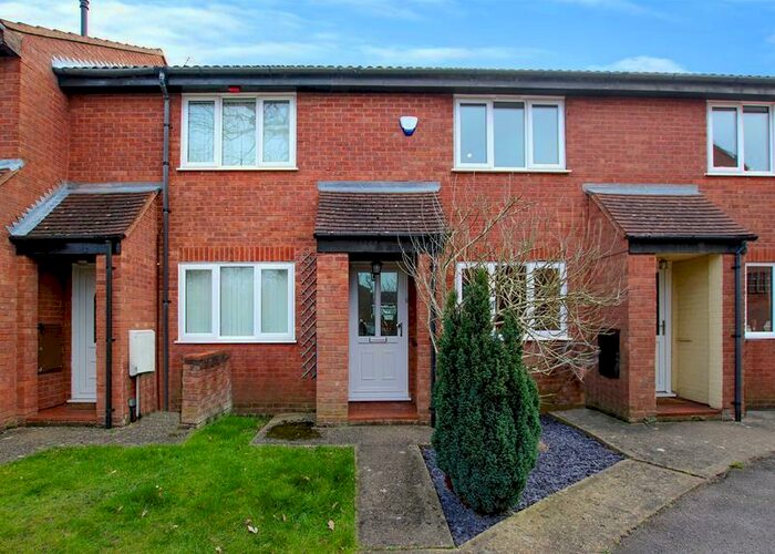 2 Bedroom Terraced House To Rent In Radnor Road, Martins Heron, RG12