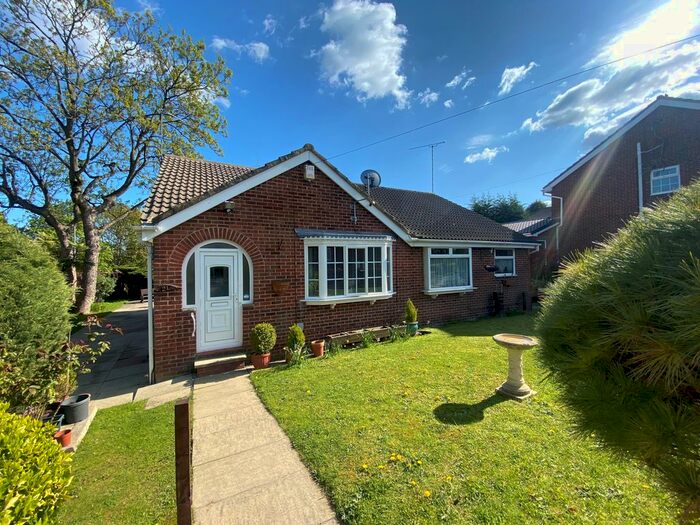 2 Bedroom Bungalow To Rent In Chestnut Gardens, Lower Wortley, Leeds, LS12