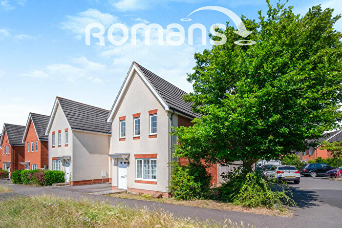 3 Bedroom Semi-Detached House To Rent In Jersey Drive, RG41