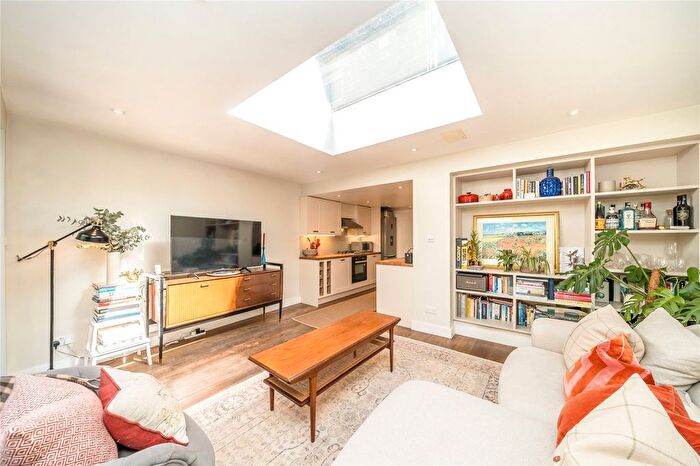 2 Bedroom Flat To Rent In Richford Street, London, W6