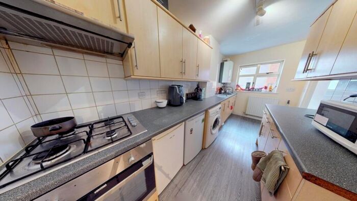 4 Bedroom Terraced House To Rent In Flat, Alfreton Road, NG7